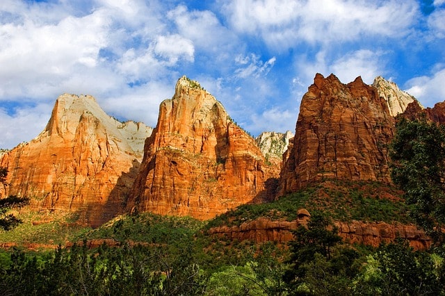 zion, utah, nature, landscape, rock, usa, canyon, mountains, desert, hiking, sky, wilderness, outdoors, southwest, travel, cliff, tourism, scenic, national, park, zion, zion, zion, zion, zion, utah, zion national park, things to do in zion national park, zion national park with kids, things to do in zion national park with kids.